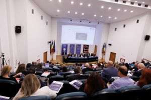 Conferinţa "Finanţarea societăţilor comerciale”: peste 180 de experţi au dezbătut soluţii pentru accesul companiilor la capital şi integrarea criteriilor ESG